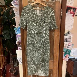 Elegant Green Floral Midi Dress